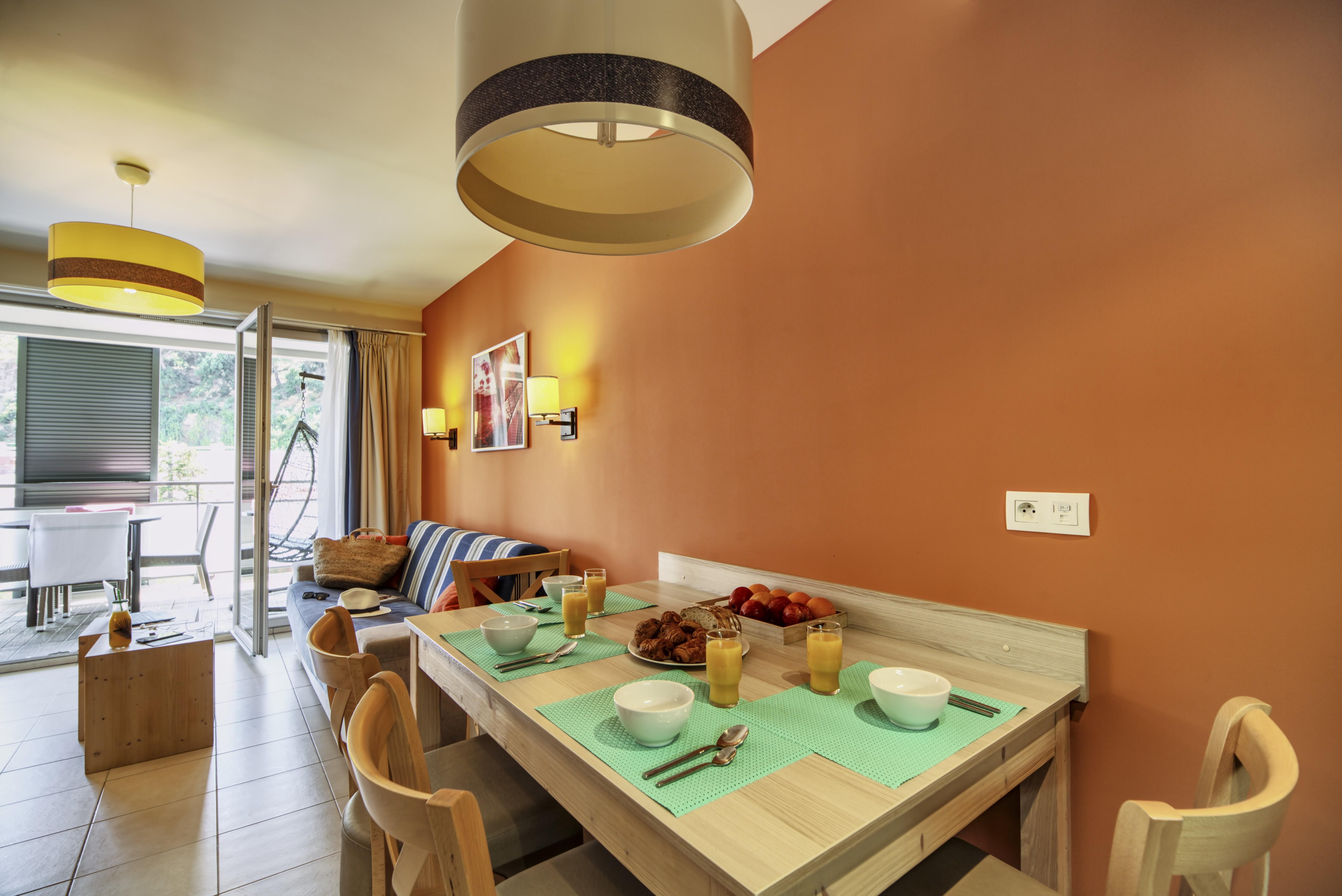 Pierre & Premium Julia Augusta Apart-hotel 4*