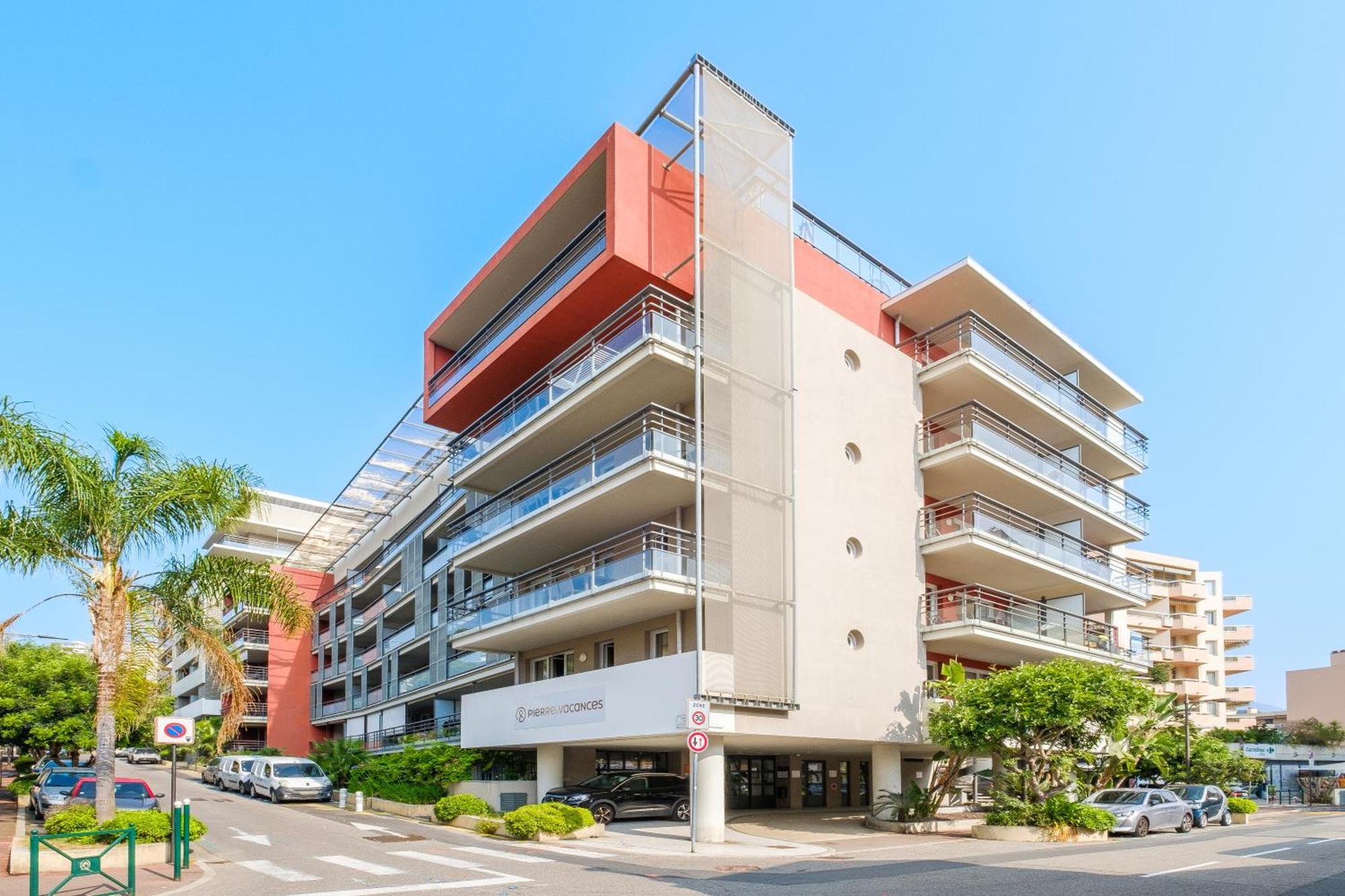 Apart-hotel Pierre & Premium Julia Augusta Roquebrune-Cap-Martin